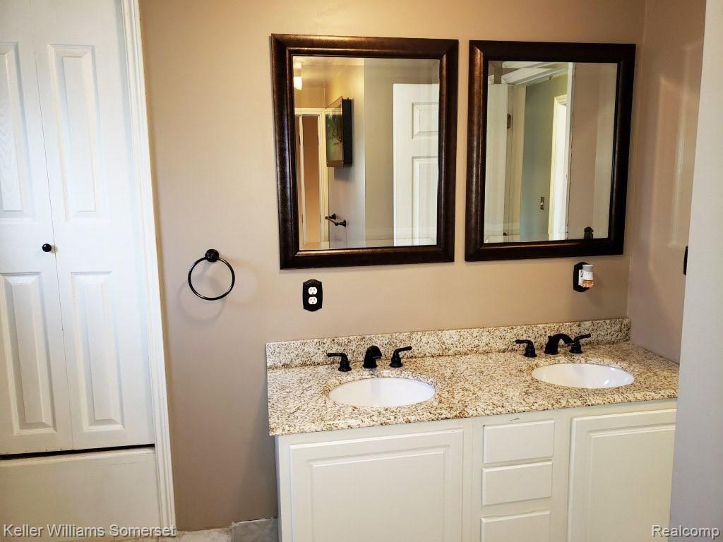 47140 FORTON Road, Chesterfield, MI 48047 — Photo 43