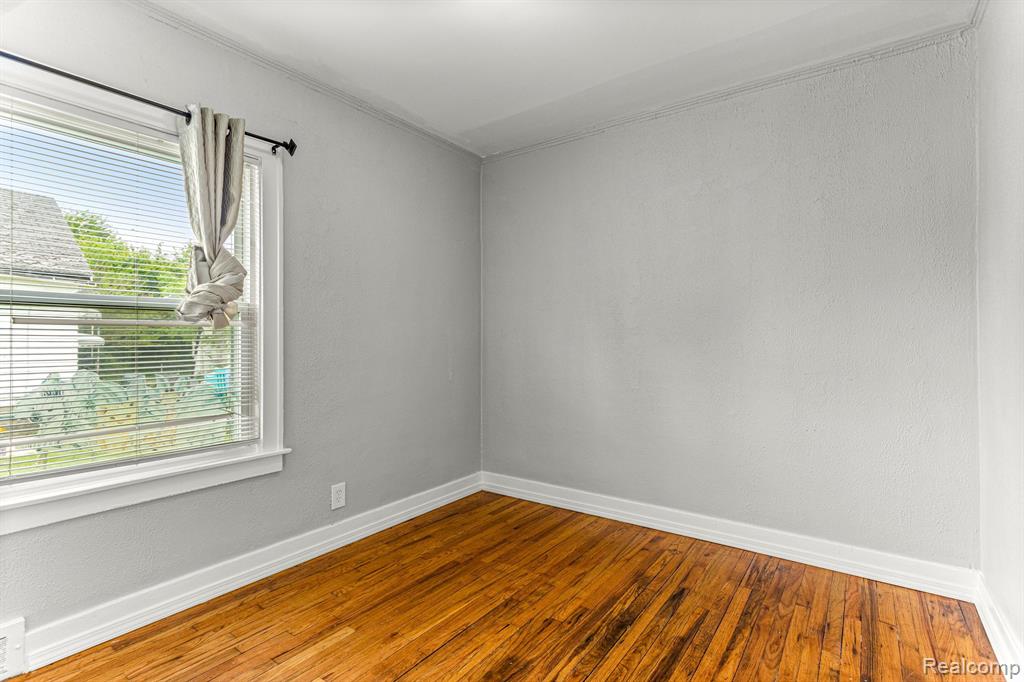 5002 MEAD Street, Dearborn, MI 48126 — Photo 10