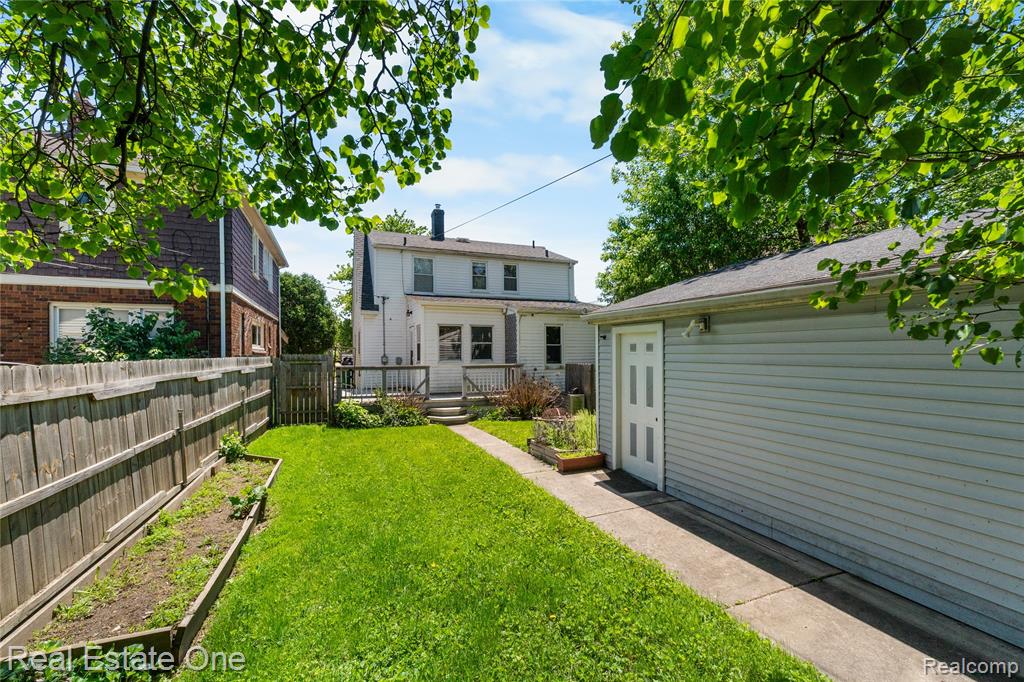 1712 Ash Street, Wyandotte, MI 48192 — Photo 5