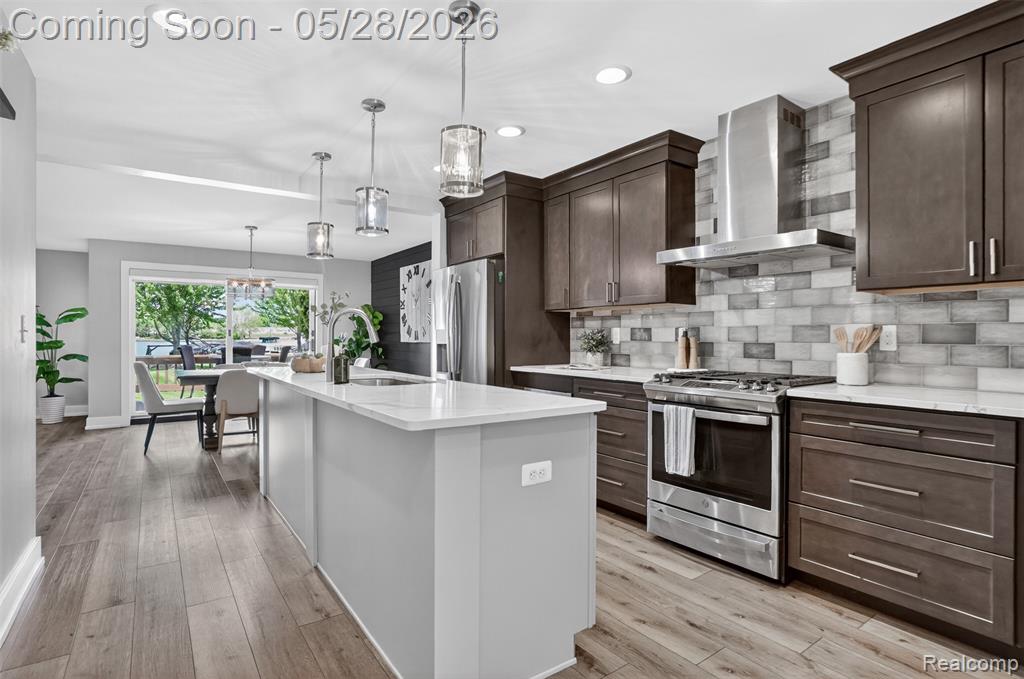 2214 Bowles Street, Fenton, MI 48430 — Photo 8