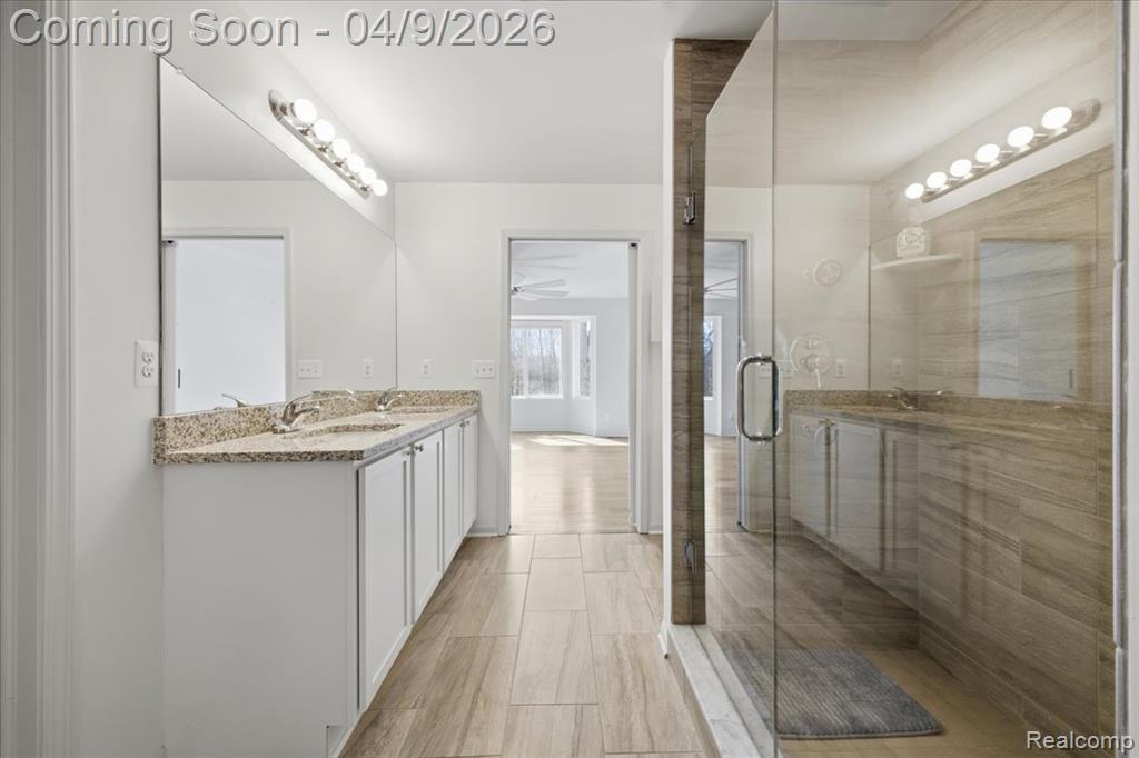 270 Greenan Lane, Lake Orion, MI 48362 — Photo 10