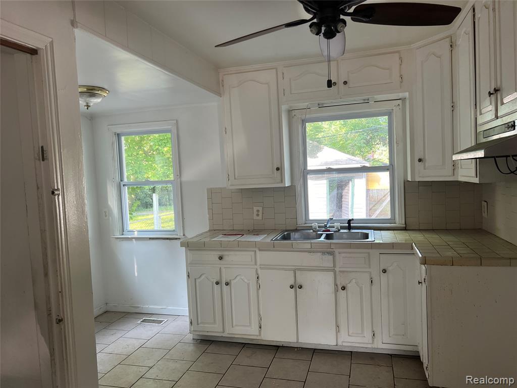 11387 Bramell, Detroit, MI 48239 — Photo 10