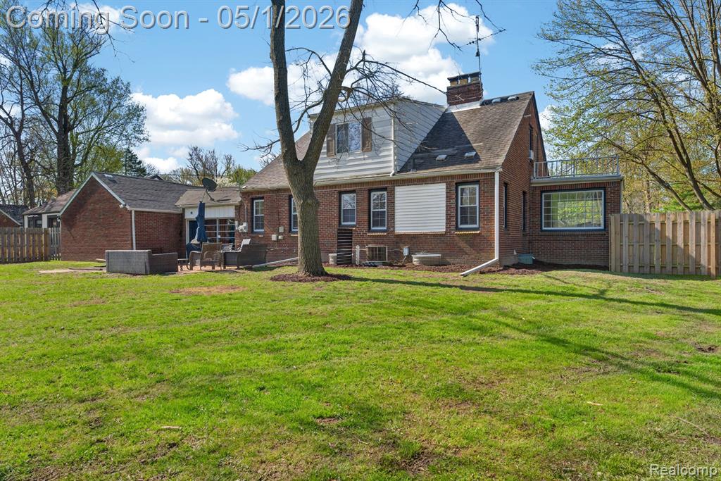 20479 Old Homestead Drive, Harper Woods, MI 48225 — Photo 32