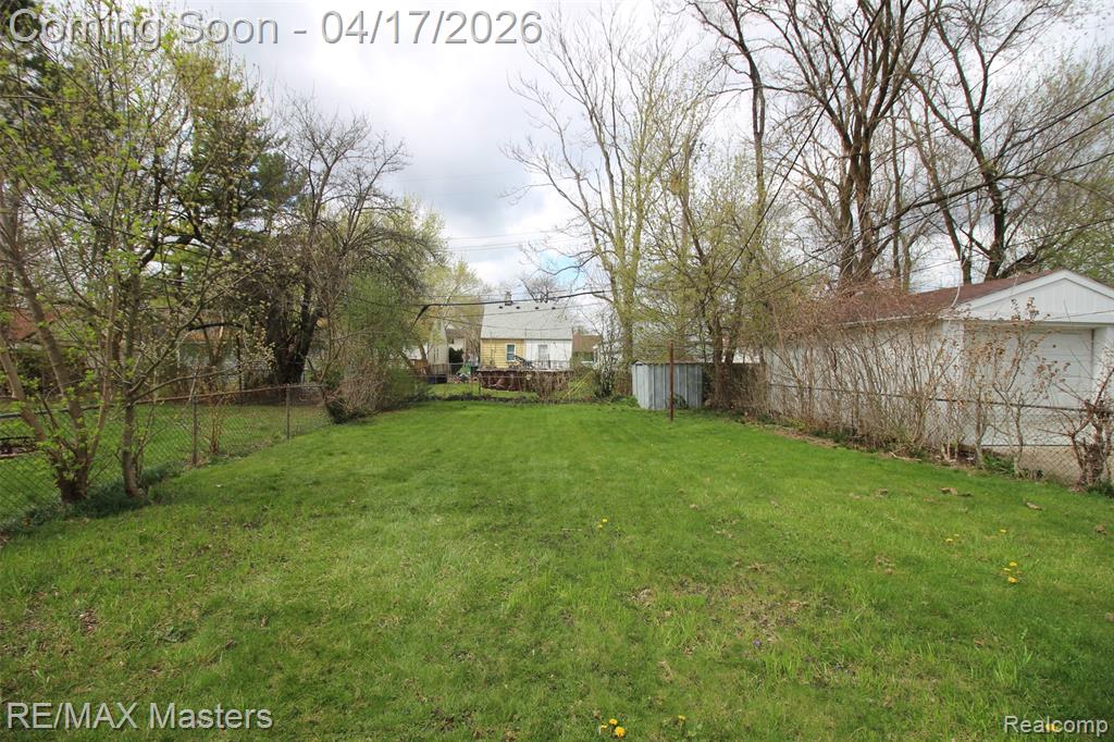 15395 Centralia, Redford, MI 48239 — Photo 10