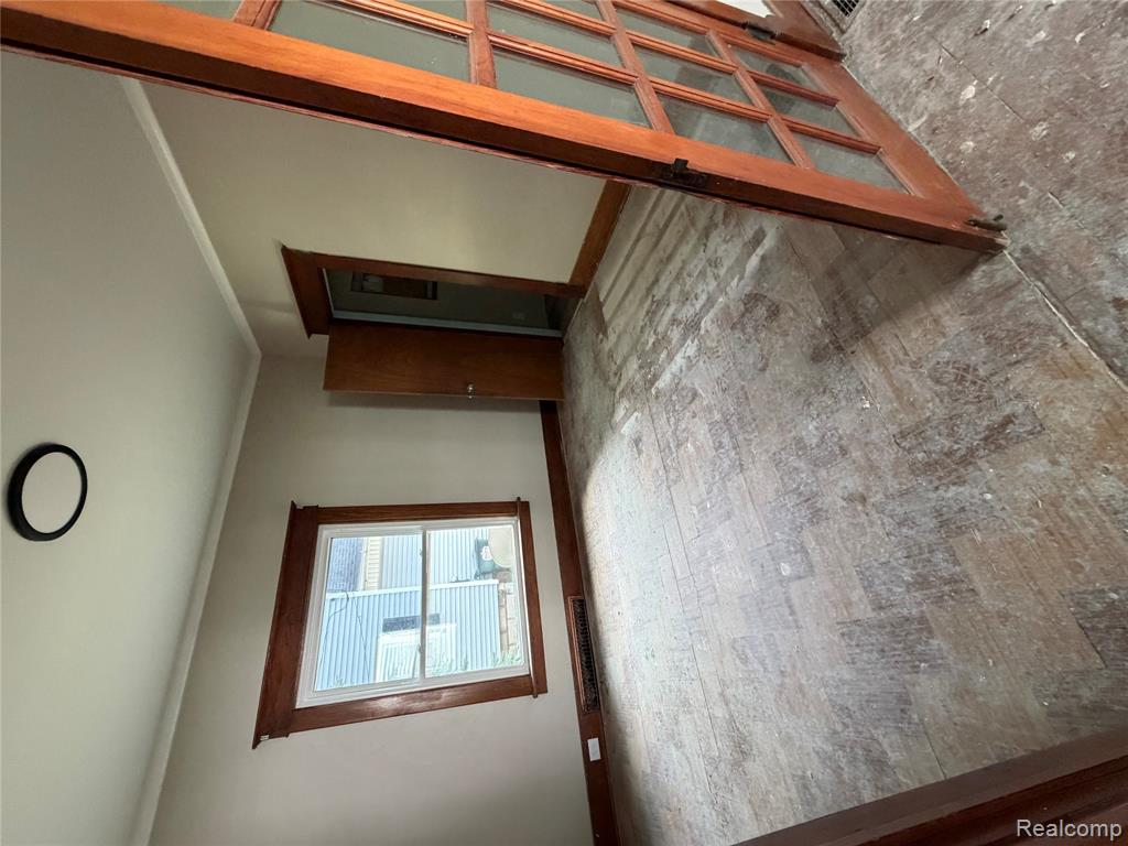 808 Division Street, Owosso, MI 48867 — Photo 9