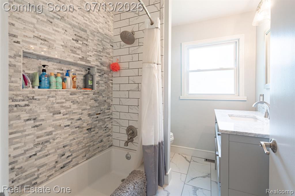 5009 Frankwill Avenue, Clarkston, MI — Photo 29
