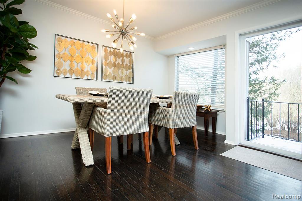 984 STRATFORD Lane E, Bloomfield Hills, MI 48304 — Photo 14