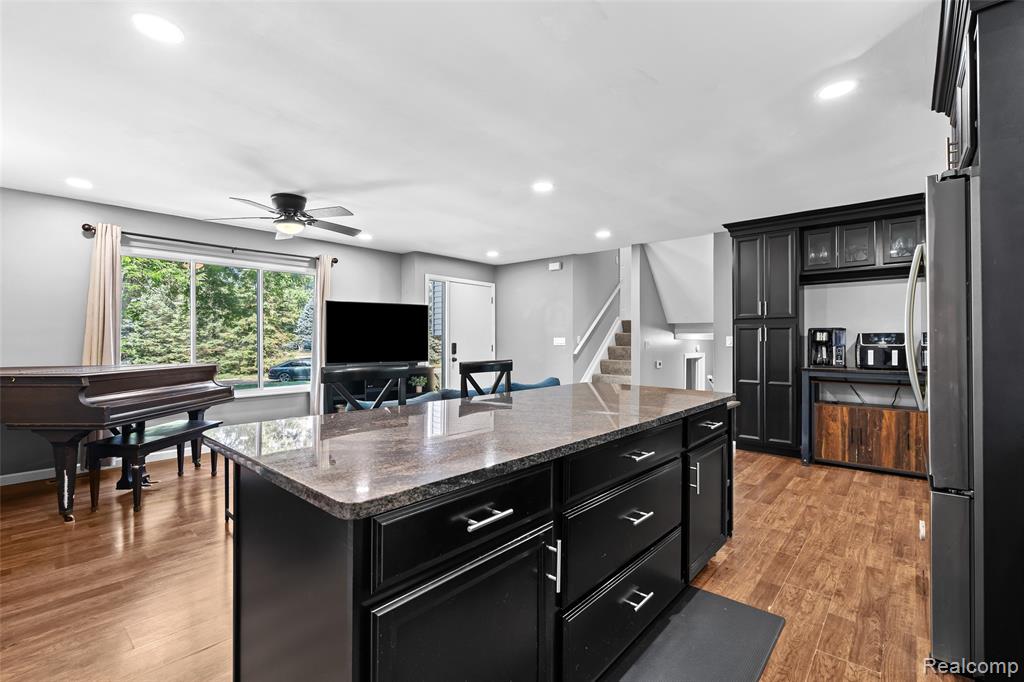 9438 Waite Drive, Fenton, MI 48430 — Photo 14