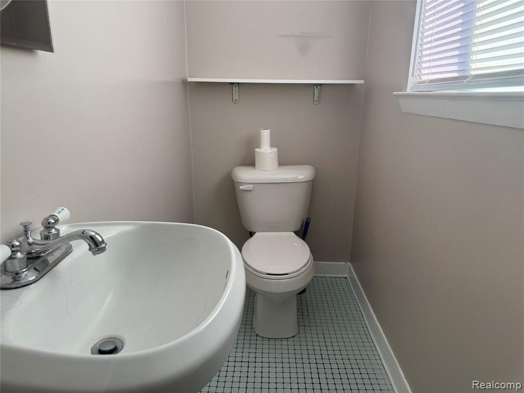 2833 Deake, Ann Arbor, MI 48108 — Photo 5