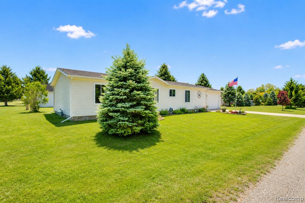 2354 Brent Street, 203, Croswell, MI 48422 — Photo 22