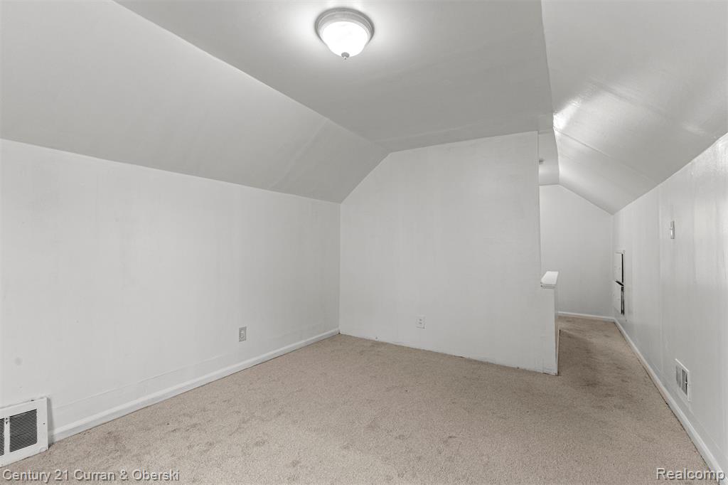 7841 Barrie Street, Dearborn, MI 48126 — Photo 21