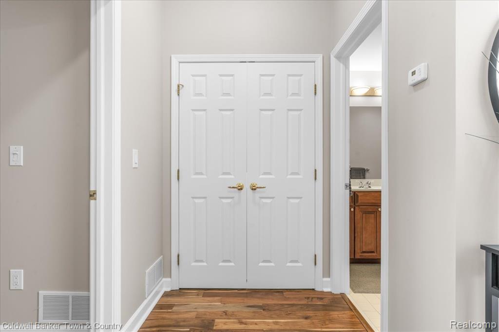 220 Mac Avenue, 411, East Lansing, MI 48823 — Photo 21