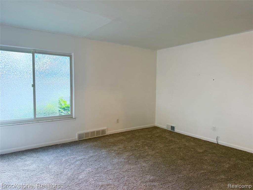 413 Forest Street, Westland, MI 48186 — Photo 7