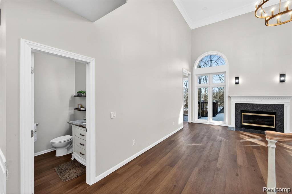 5874 Orchard Woods Drive, West Bloomfield, MI 48324 — Photo 8