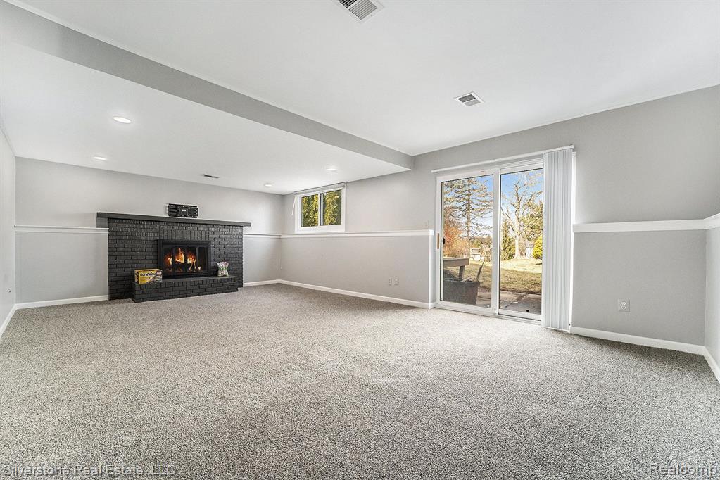 804 DICKSON Lane, Rochester Hills, MI 48307 — Photo 16