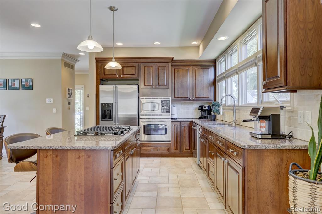 721 S Kenwood Avenue, Royal Oak, MI 48067 — Photo 16