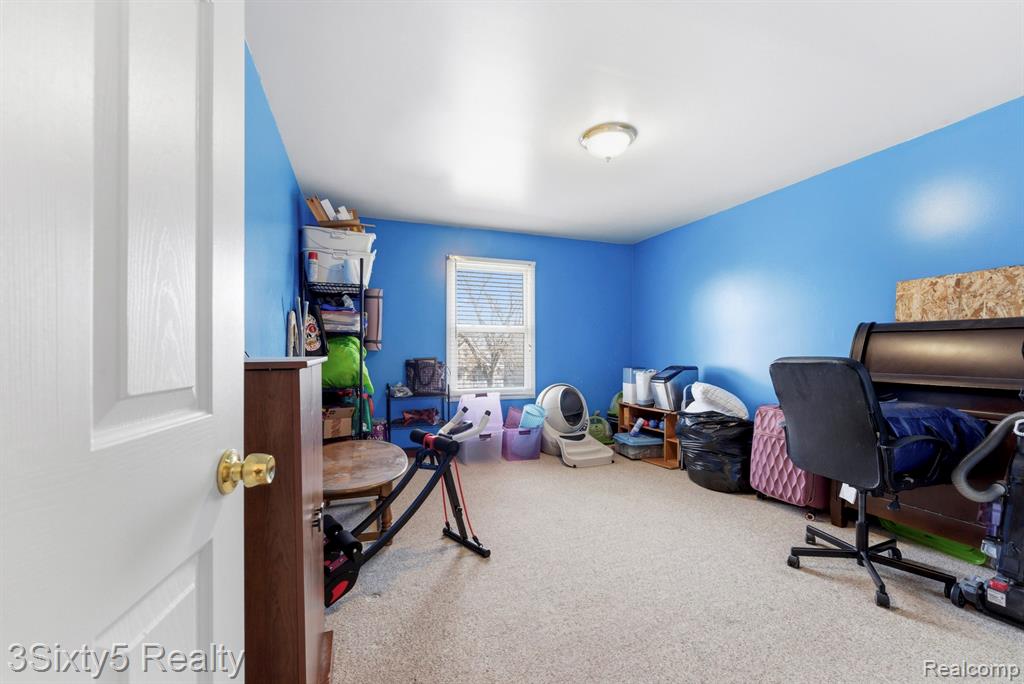 243 Emmons Boulevard, Wyandotte, MI 48192 — Photo 18