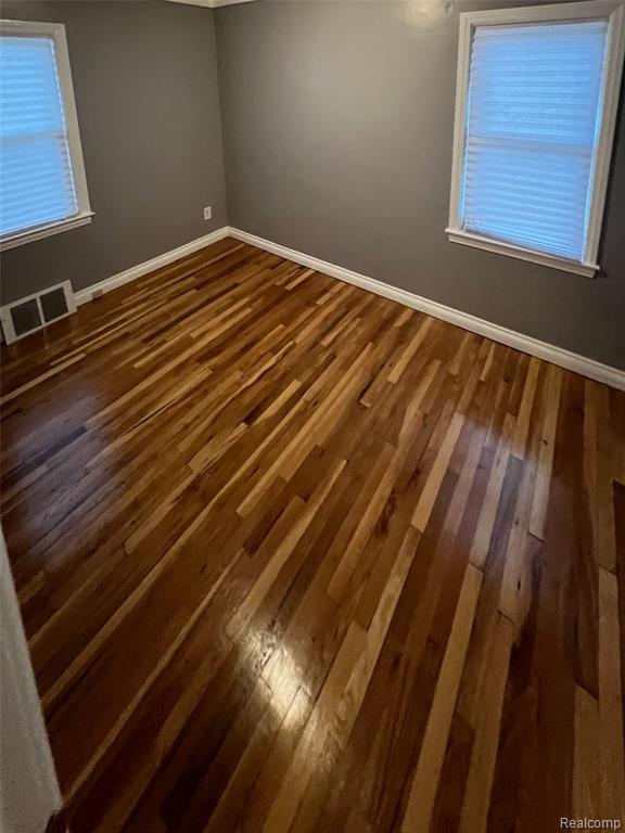 8277 N Sterling, Center Line, MI 48015 — Photo 6