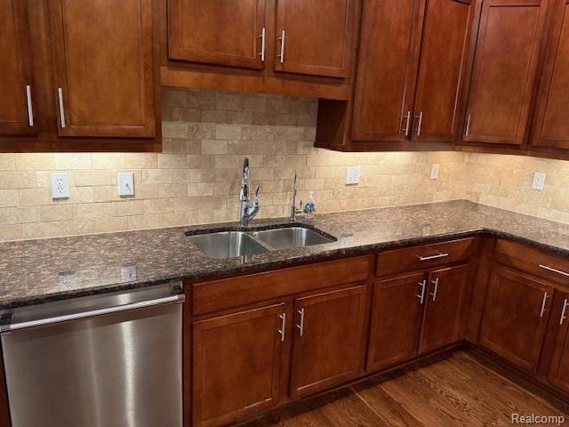 2750 Castlemartin Court, Oakland, MI 48306 — Photo 32