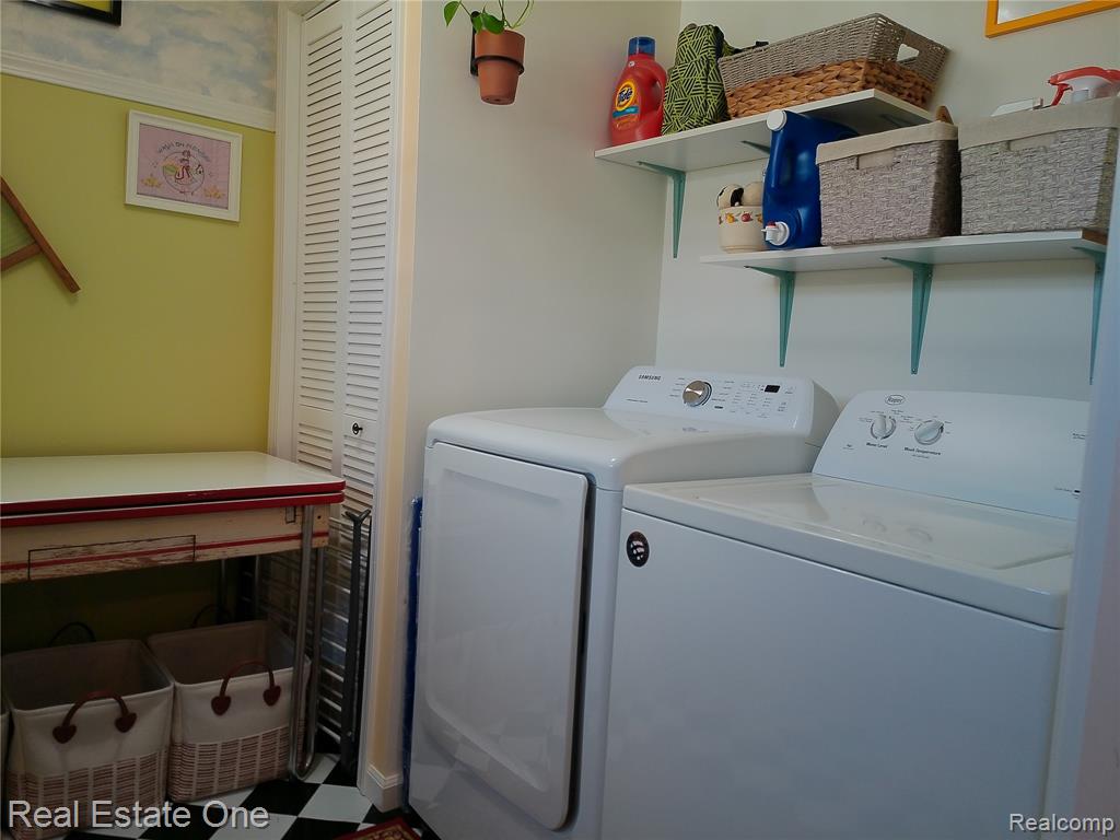 11730 Cedarbrook Drive, South Lyon, MI 48178 — Photo 18