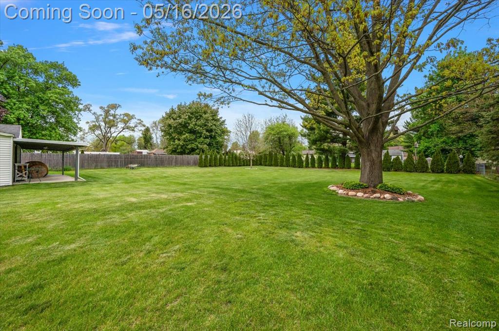 8529 Munrovia Street, Shelby Twp, MI 48317 — Photo 31
