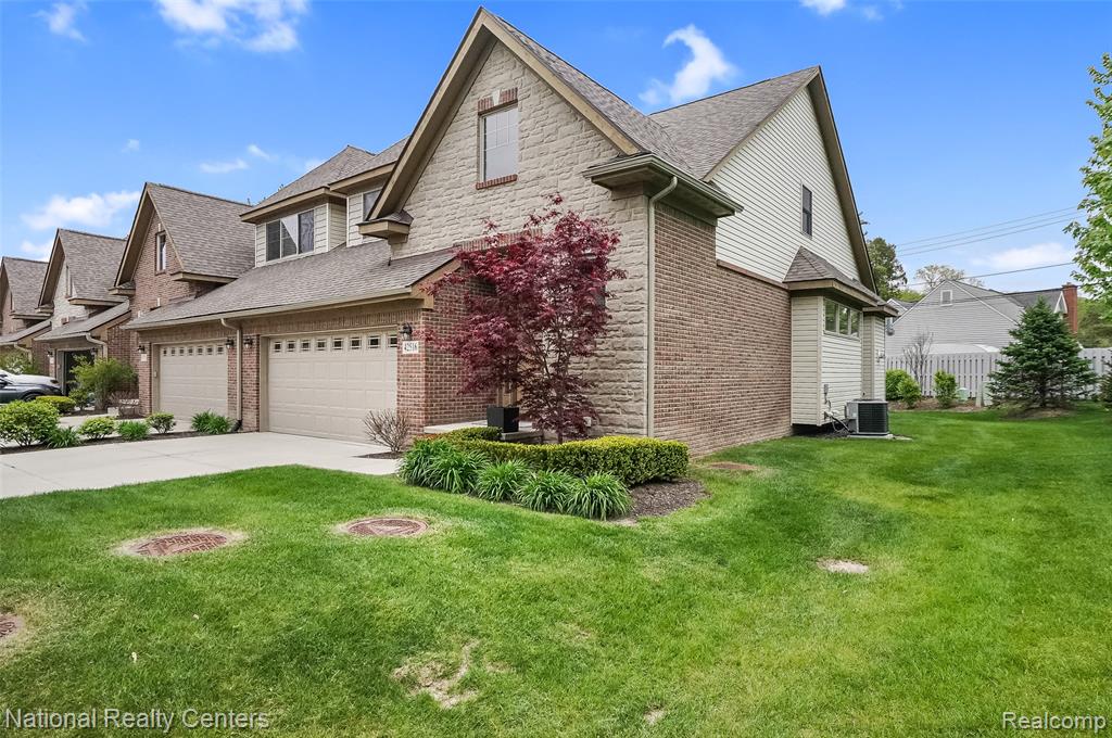 42516 Gateway Drive, Plymouth, MI 48170 — Photo 2