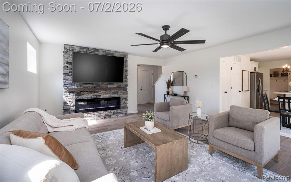 425 Knollwood Drive, Ortonville, MI 48462 — Photo 10