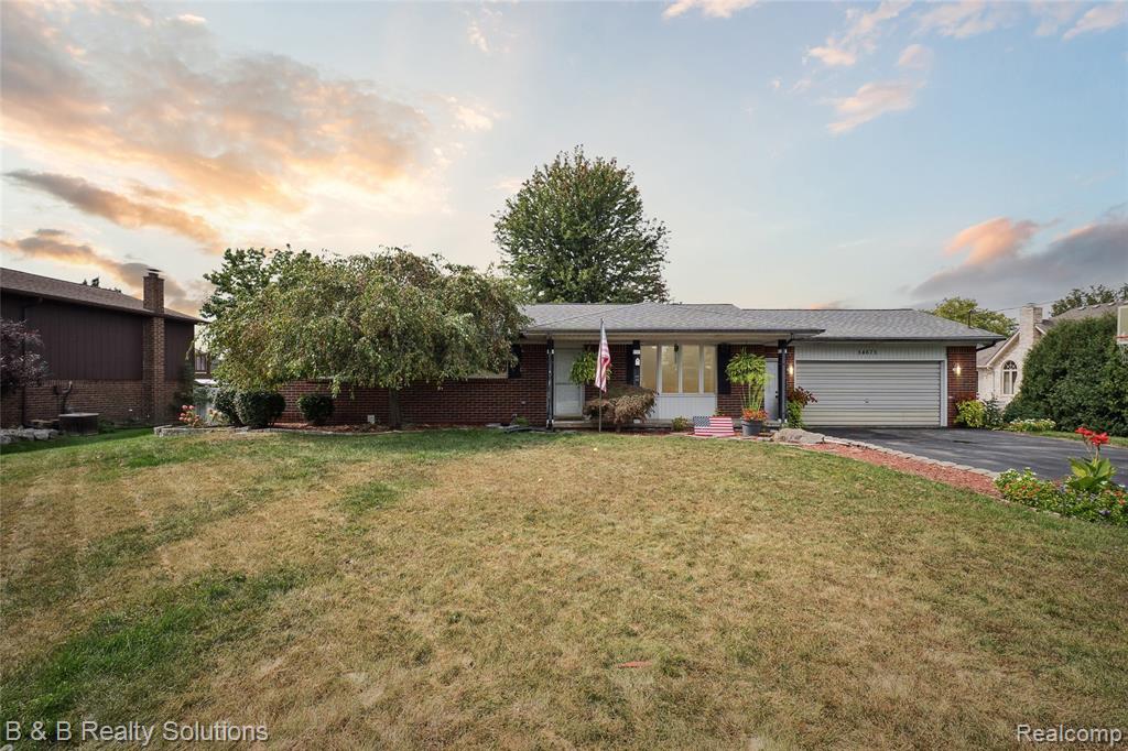 54675 Romeo Plank Road, Macomb, MI 48042 — Photo 56