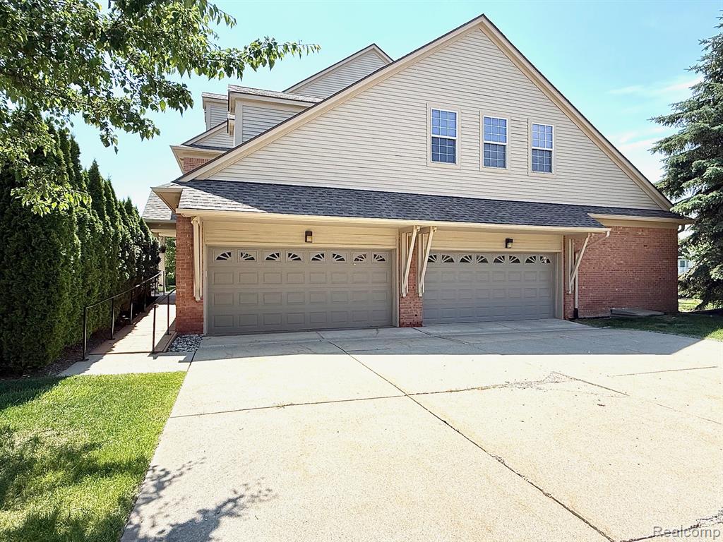 5112 Mesa Drive, Shelby Twp, MI 48316 — Photo 23