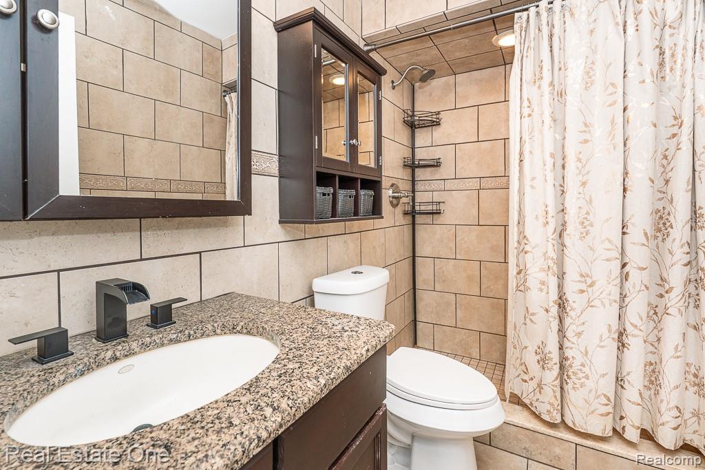 820 Quatro Lane, Addison, MI 48367 — Photo 39