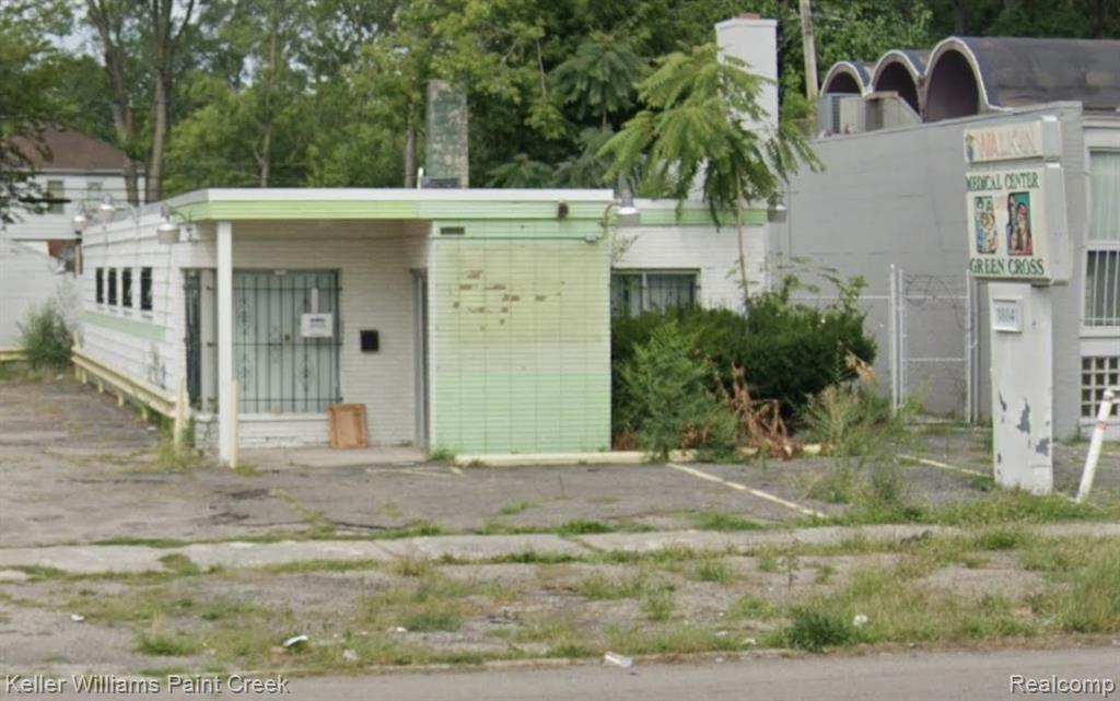 18041 Greenfield Road, Detroit, MI 48235 — Photo 2