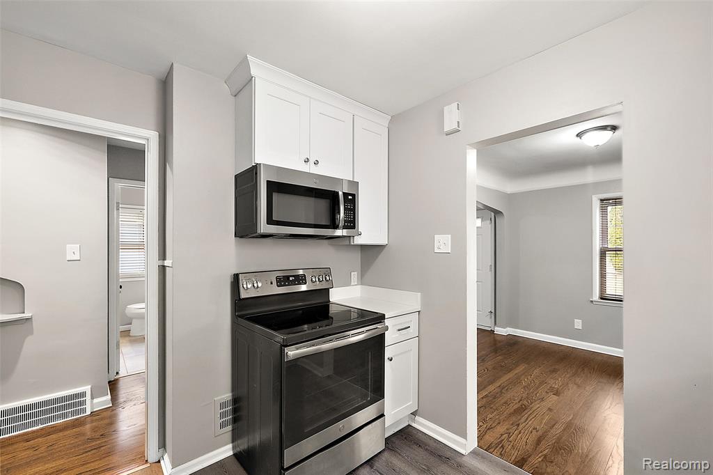 922 McLean Avenue, Royal Oak, MI 48067 — Photo 4