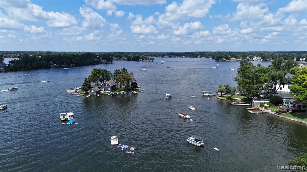 40 Park Island Drive, Lake Orion, MI 48362 — Photo 21