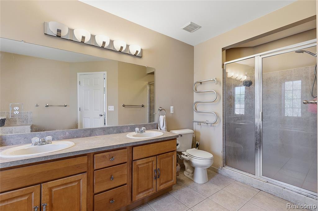 50426 Chief Drive, Macomb, MI 48044 — Photo 28