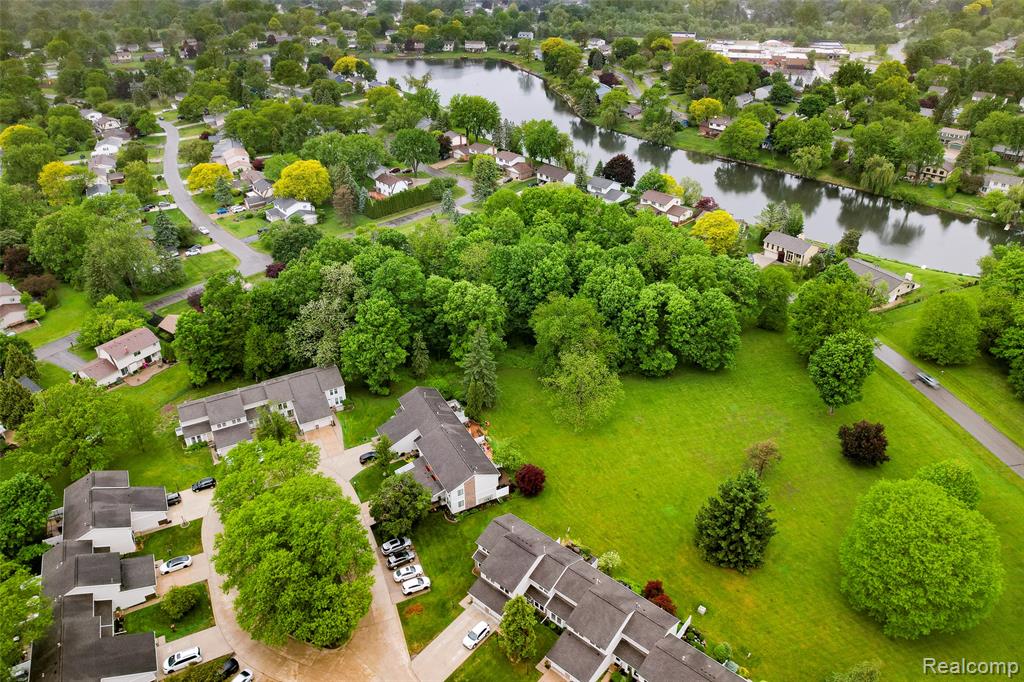 22857 Cranbrooke Drive, Novi, MI — Photo 44