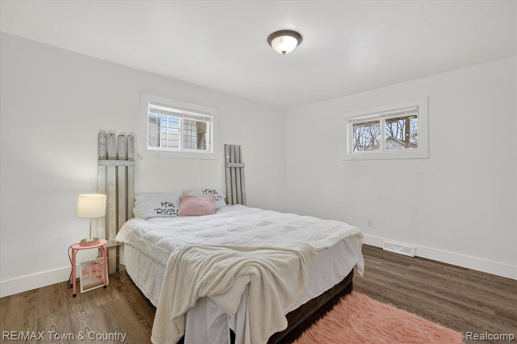 3384 Clement Street, Flint, MI 48504 — Photo 7