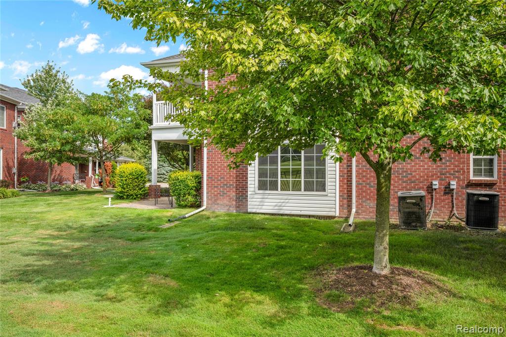 6933 Boulder Pointe Drive, Washington, MI — Photo 25