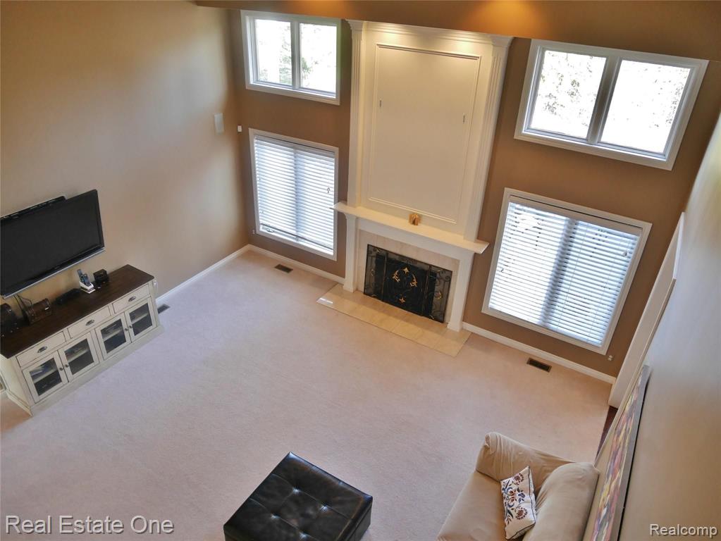 5846 CLEARVIEW Drive, Troy, MI 48098 — Photo 8