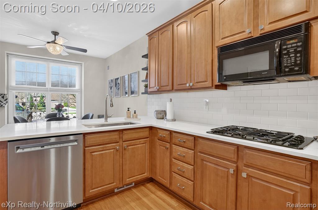 44927 Broadmoor Circle S, Northville, MI 48168 — Photo 30