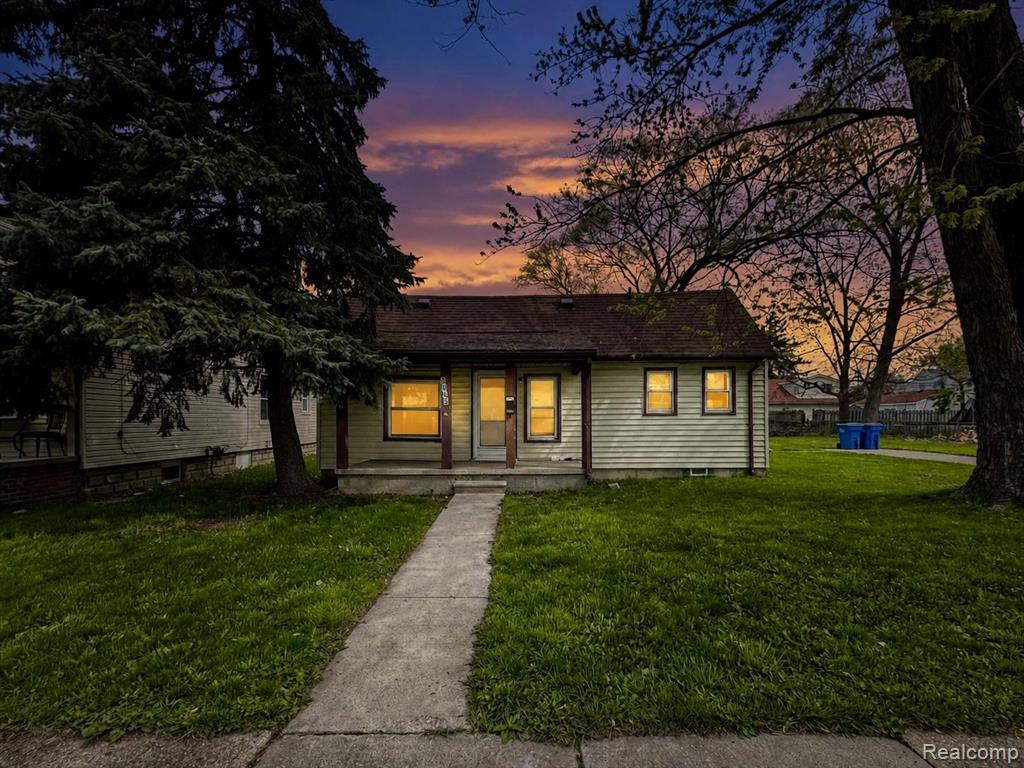 8045 Cadillac Avenue, Warren, MI 48089 — Photo 2