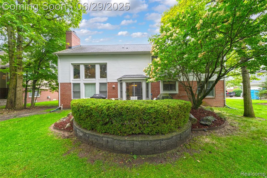 4240 Blue Heron Drive, Auburn Hills, MI 48326 — Photo 36