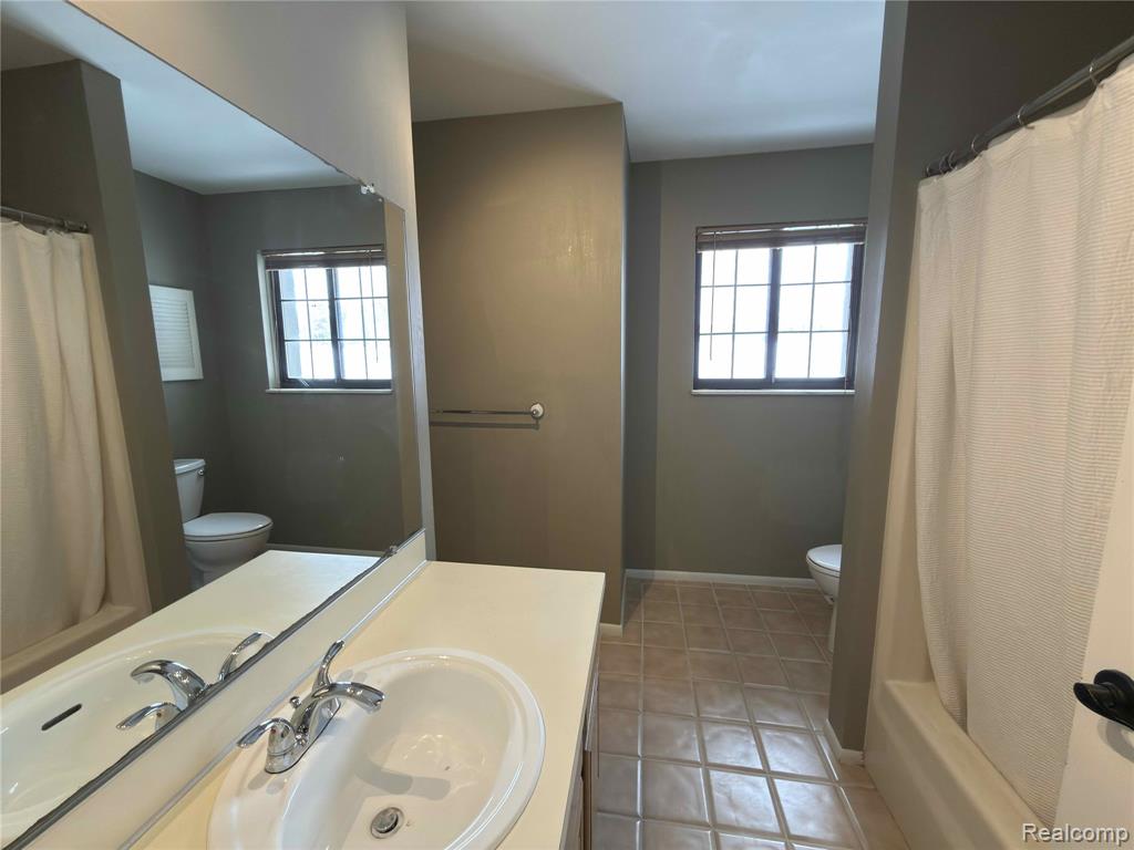 8517 Pepper Ridge Drive, Grand Blanc, MI 48439 — Photo 12