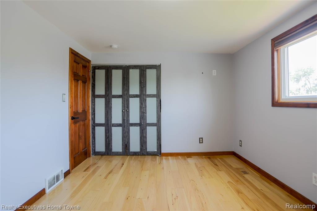 38146 Mast Street, Harrison Township, MI — Photo 44