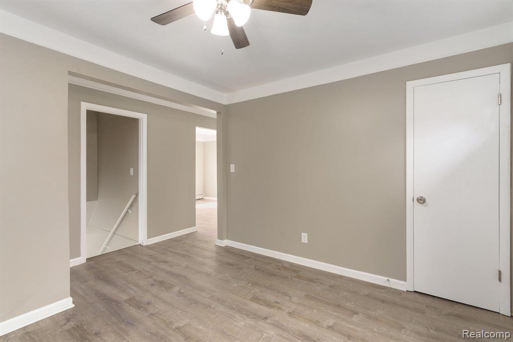 411 BUNNY RUN Boulevard, Lake Orion, MI 48362 — Photo 10
