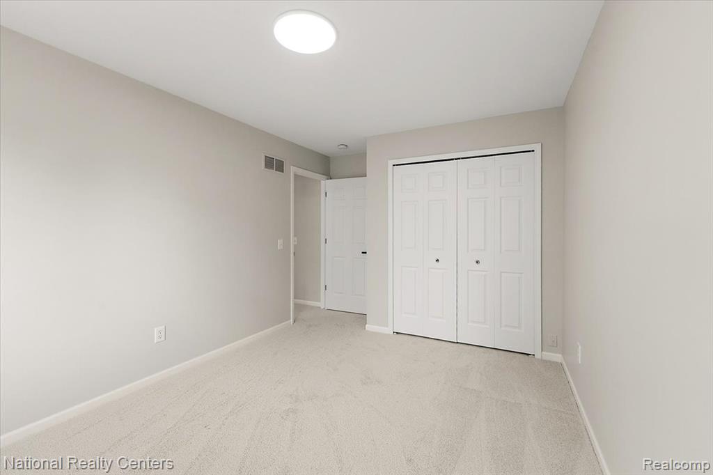 9780 David Lane, White Lake, MI — Photo 25