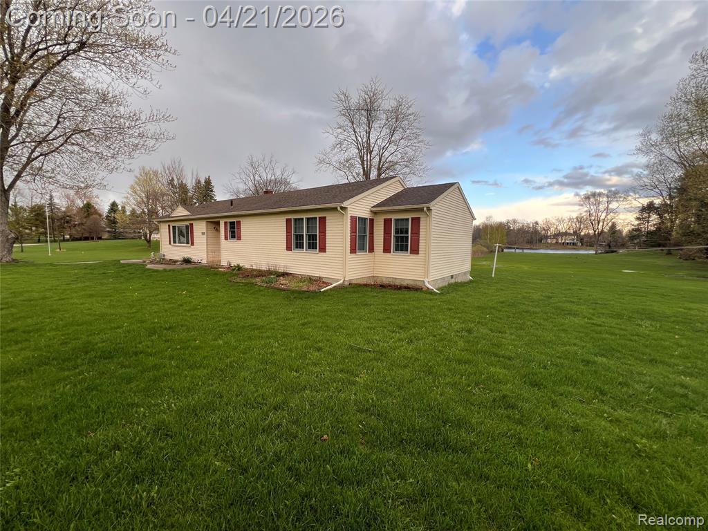 8299 Ridge Road, Goodrich Vlg, MI — Photo 2