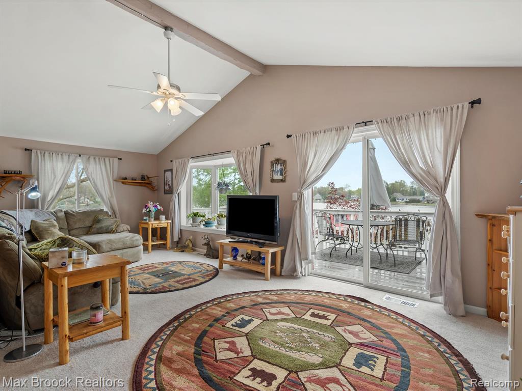 9431 MANDON Road, White Lake, MI — Photo 45
