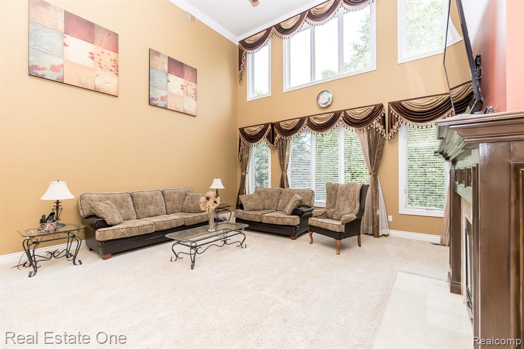 18090 Peninsula Way, Northville, MI 48168 — Photo 29