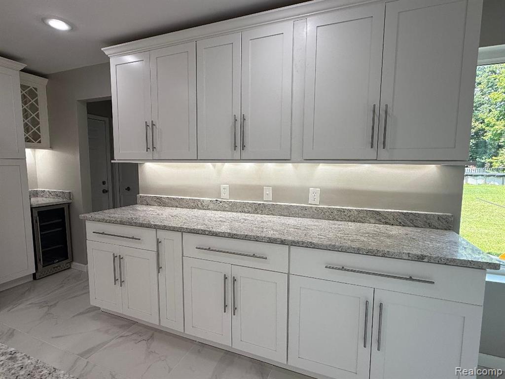 1217 Kings Carriage Road, Grand Blanc, MI 48439 — Photo 16