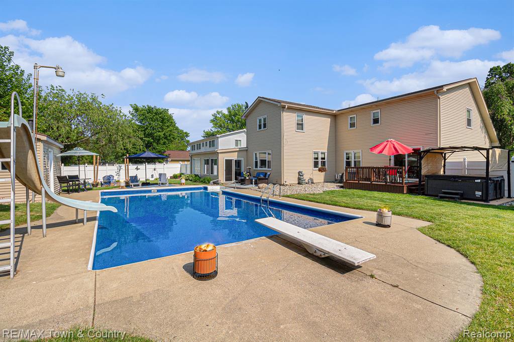 813 Birchwood Drive, Flushing, MI 48433 — Photo 47